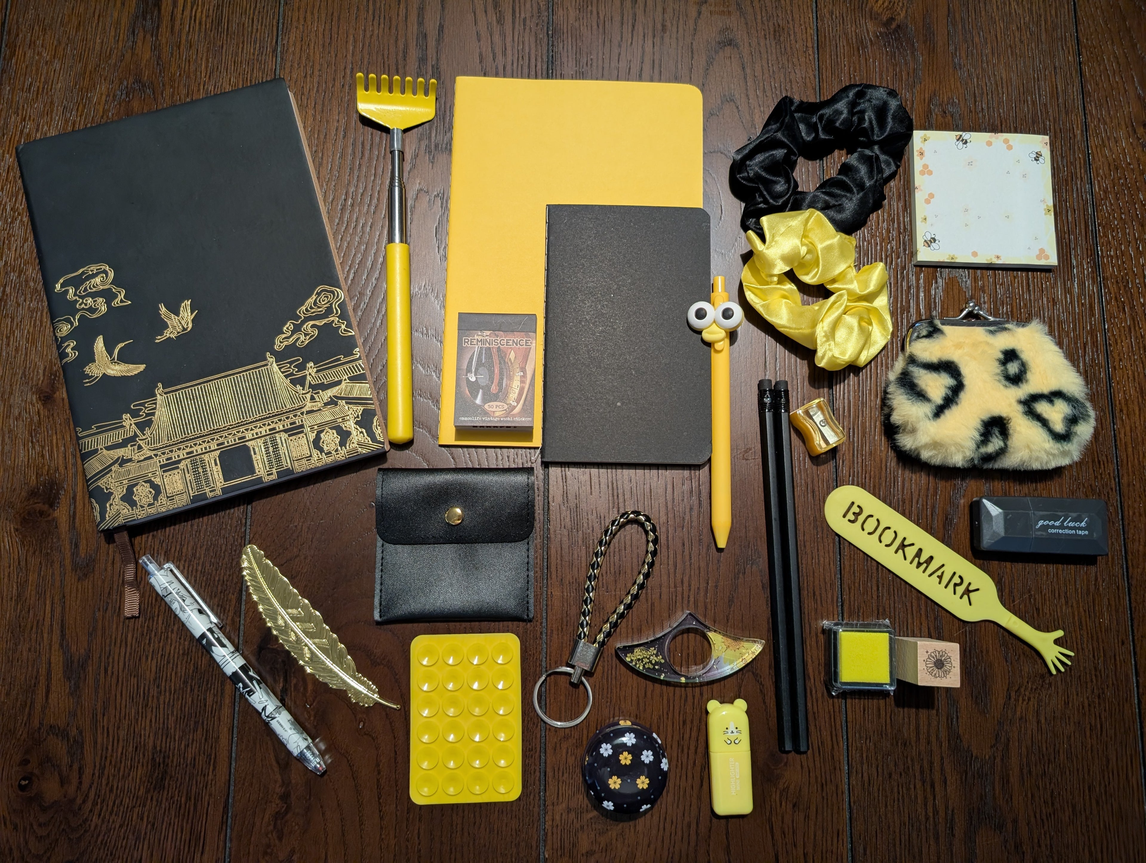 Mystery Gift Bundle - 20 Items